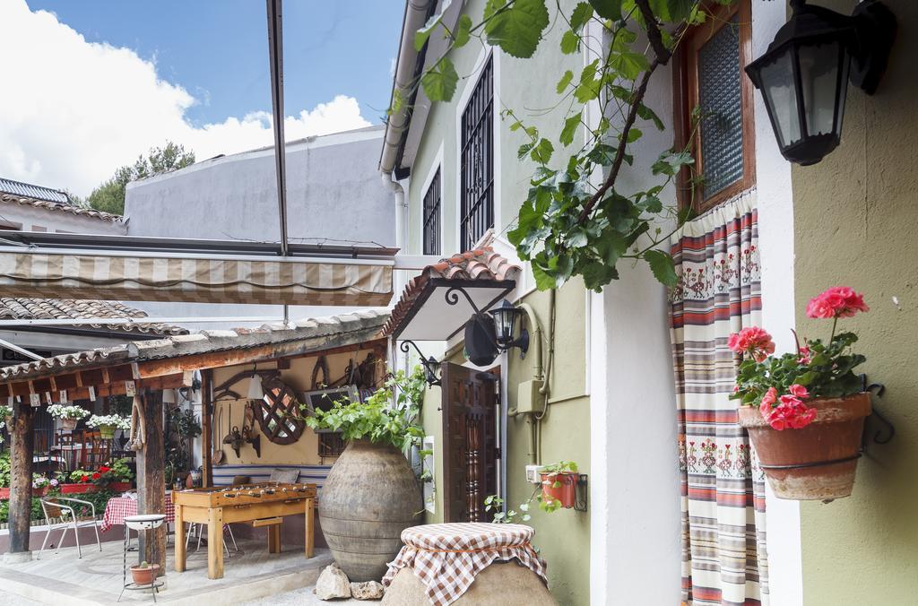 La Casa Del Tio Venancio Guest House Caracenilla Екстериор снимка