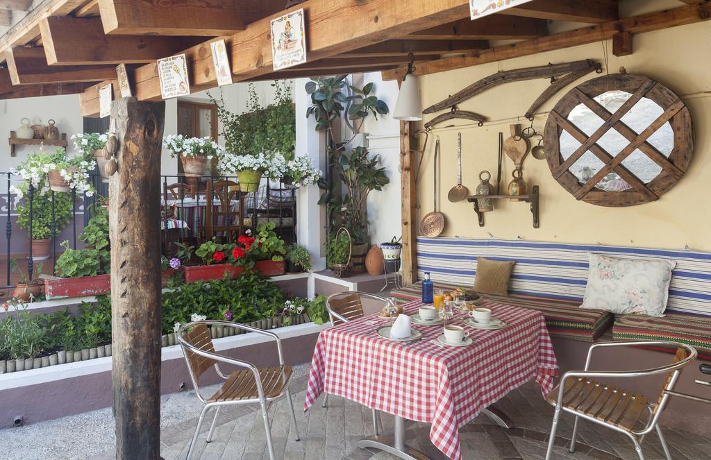 La Casa Del Tio Venancio Guest House Caracenilla Екстериор снимка