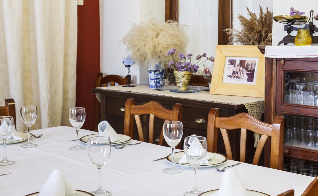 La Casa Del Tio Venancio Guest House Caracenilla Екстериор снимка