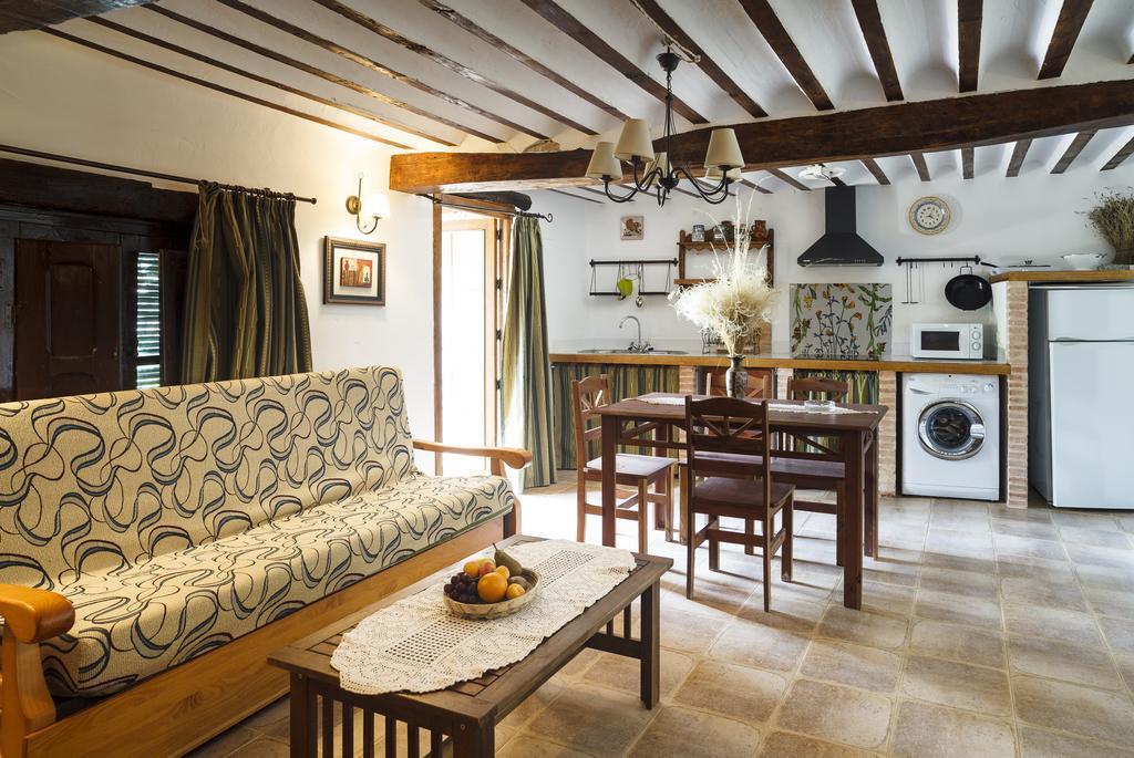 La Casa Del Tio Venancio Guest House Caracenilla Стая снимка