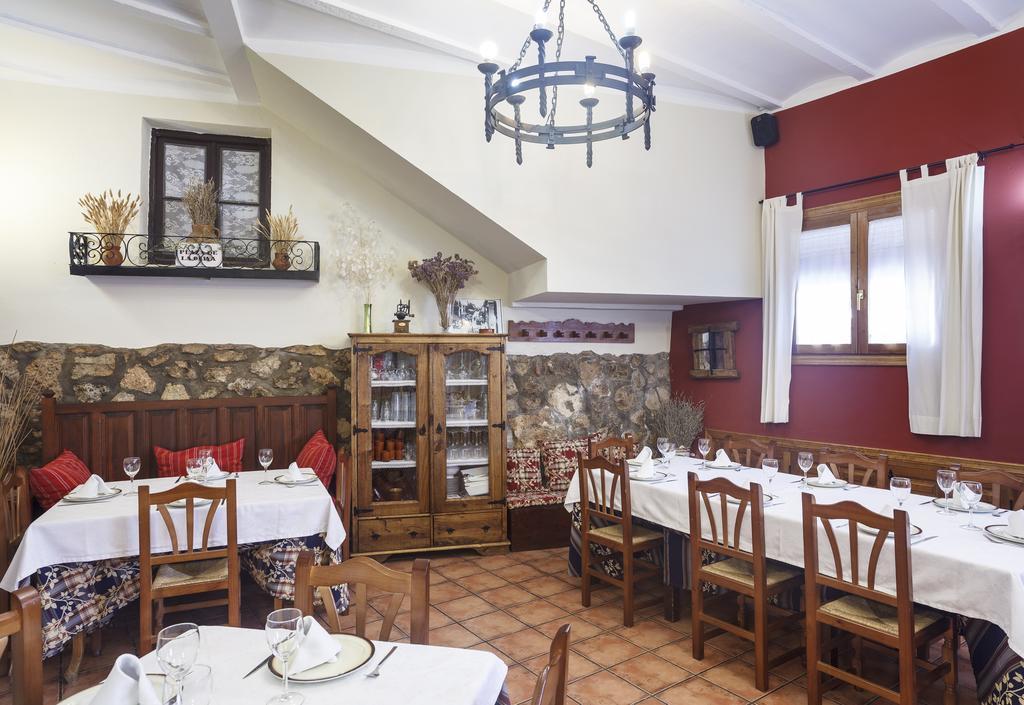 La Casa Del Tio Venancio Guest House Caracenilla Екстериор снимка