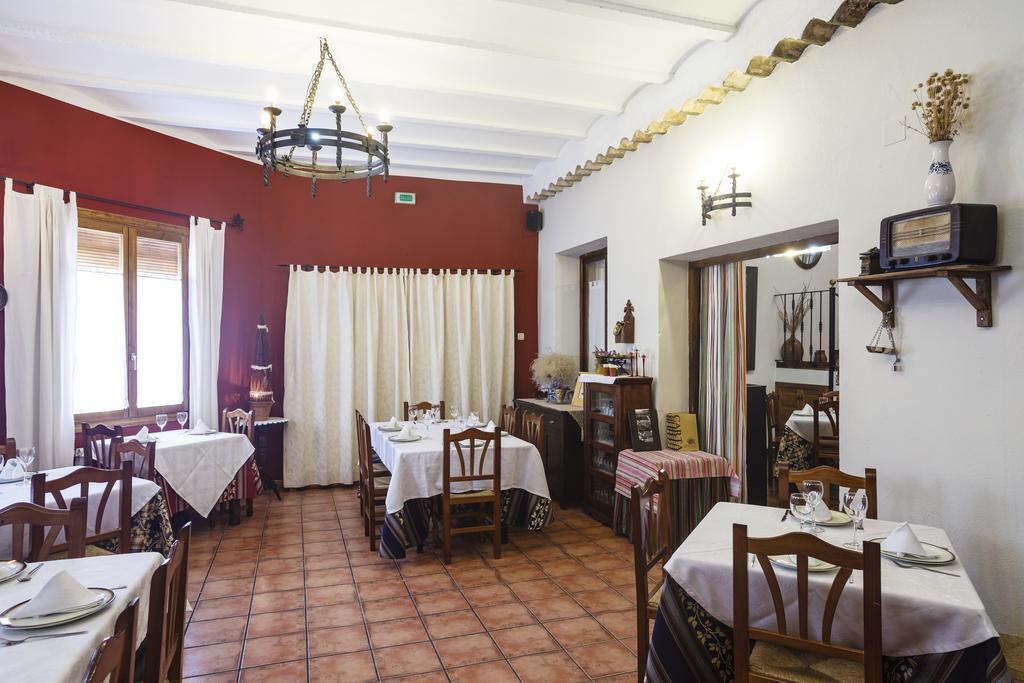 La Casa Del Tio Venancio Guest House Caracenilla Екстериор снимка